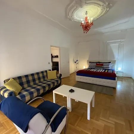 Monolit Apartamento